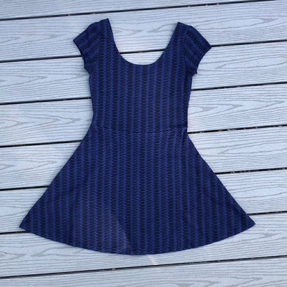 🌻3/20 Aeropostale mini dress.  Size XS.